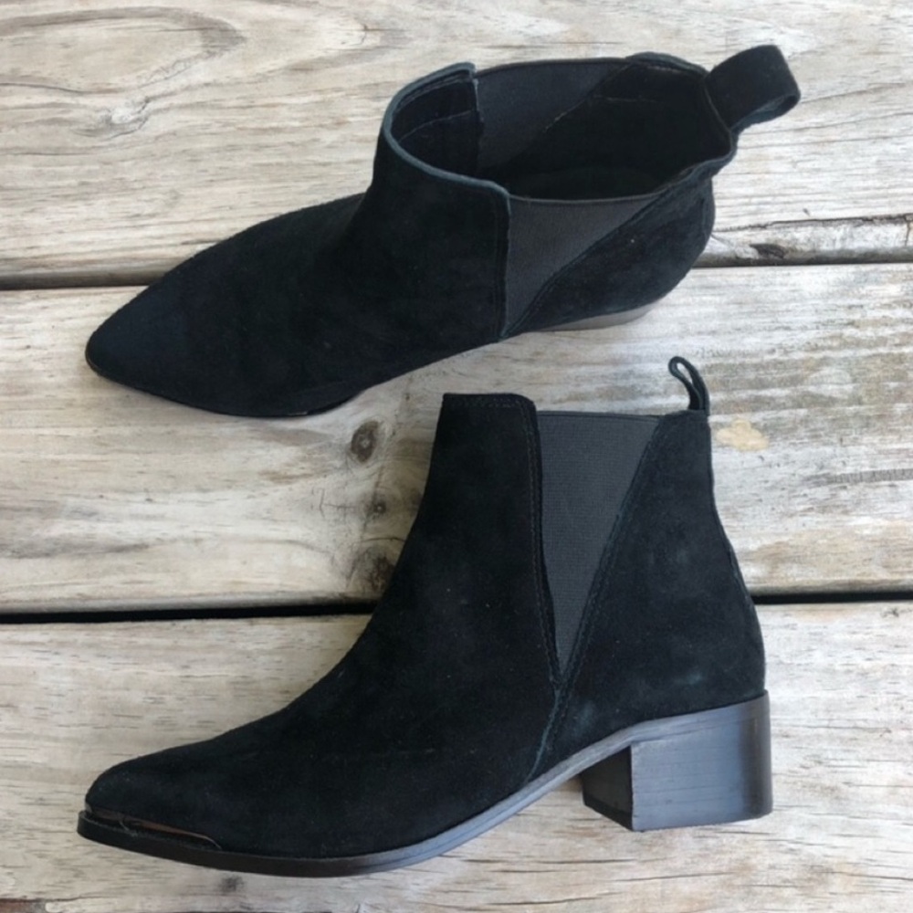 Steve Madden Black Ankle Boots